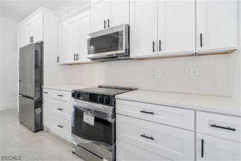 1112 Calvin Ave, Lehigh Acres FL - photo 15 of 44