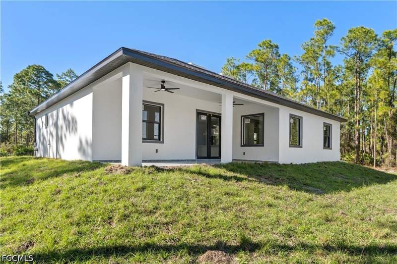 3 bedroom SingleFamilyResidence at 1112 Calvin Ave, Lehigh Acres, Lehigh Acres — photo 5