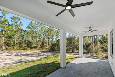 1112 Calvin Ave, Lehigh Acres FL - photo 8 of 44