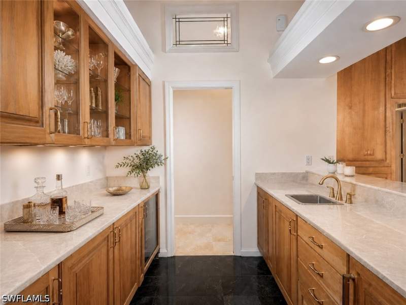 5 bedroom SingleFamilyResidence at 695 Ardmore Ln, Waterford At Pelican Bay, Naples — photo 5