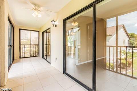 9275 Lake Park Dr 204, Fort Myers FL - photo 17 of 25