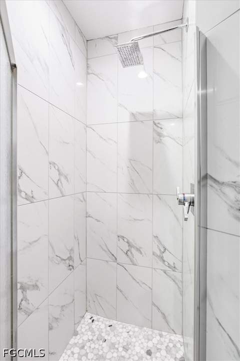 1904 NW 21st Ter, Cape Coral FL - photo 19 of 38