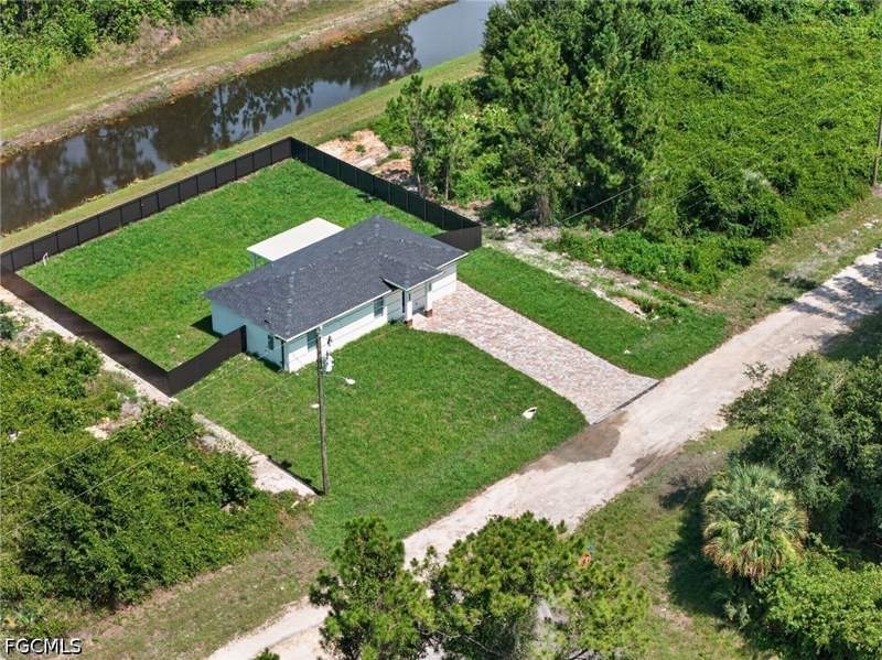 3 bedroom SingleFamilyResidence at 231 Andalucia Ave S, Lehigh Acres, Lehigh Acres — photo 4