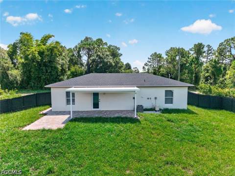 231 Andalucia Ave S, Lehigh Acres FL - photo 6 of 22