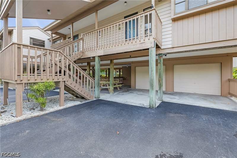 2 bedroom Condominium at 16276 Nautical WAY 1404, CAPTAINS HARBOR CONDO, Bokeelia — photo 3