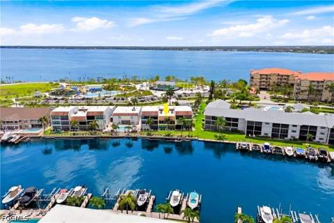 4218 SE 20th Pl D5, Cape Coral FL - photo 7 of 49