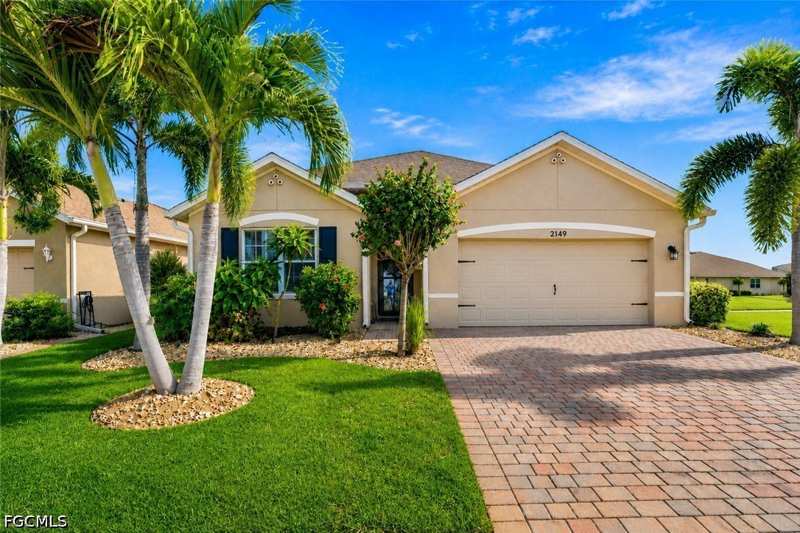 4 bedroom SingleFamilyResidence at 2149 Pigeon Plum Way, Magnolia Landing, North Fort Myers — photo 1