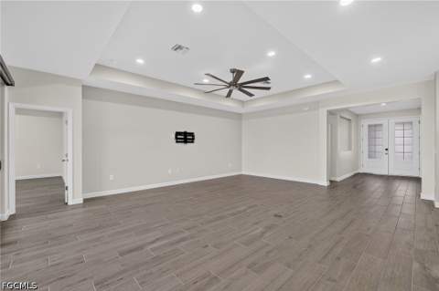 10625 Timber Creek Dr, Fort Myers FL - photo 8 of 50