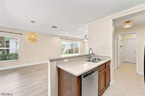 6350 Brant Bay Blvd 104, North Fort Myers FL - photo 14 of 40