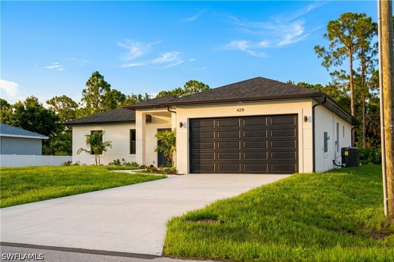 3 bedroom SingleFamilyResidence at 429 Gray Ave S, Lehigh Acres, Lehigh Acres — photo 2