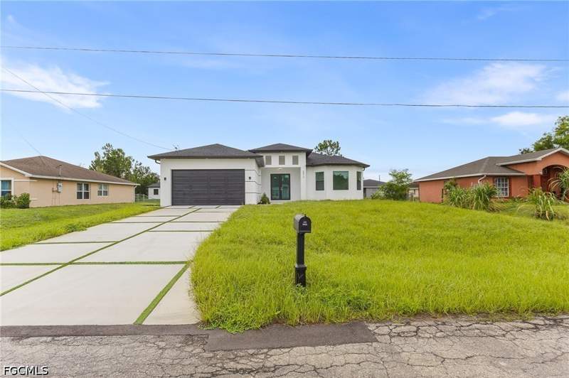 4 bedroom SingleFamilyResidence at 3513 20th St SW, Lehigh Acres, Lehigh Acres — photo 2