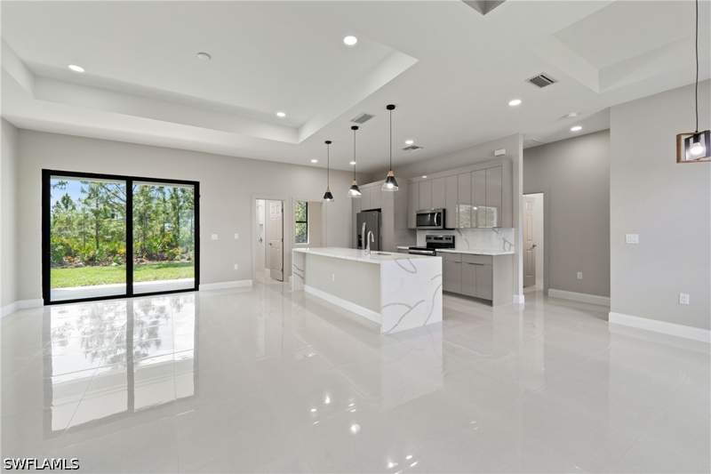 3 bedroom SingleFamilyResidence at 2903 37th St W, Lehigh Acres, Lehigh Acres — photo 2