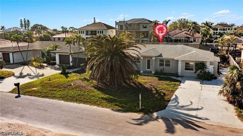 4 bedroom SingleFamilyResidence at 418 Seabee Ave, Conners, Naples — photo 4