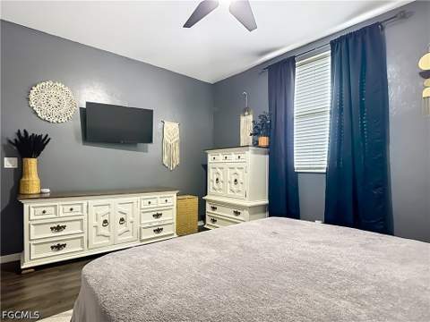 4241 Bellasol Cir 1923, Fort Myers FL - photo 15 of 41