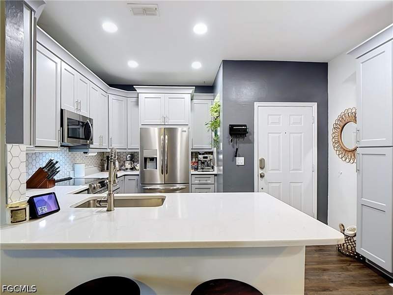 3 bedroom Condominium at 4241 Bellasol Cir 1923, Bellasol, Fort Myers — photo 3