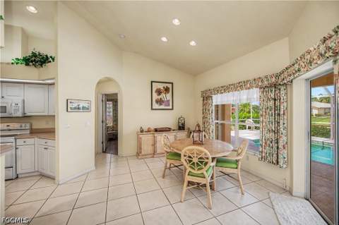 2606 SE 21st Ave, Cape Coral FL - photo 13 of 40