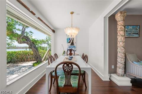 2539 Coconut Dr, Sanibel FL - photo 10 of 31