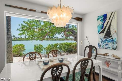 2539 Coconut Dr, Sanibel FL - photo 12 of 31