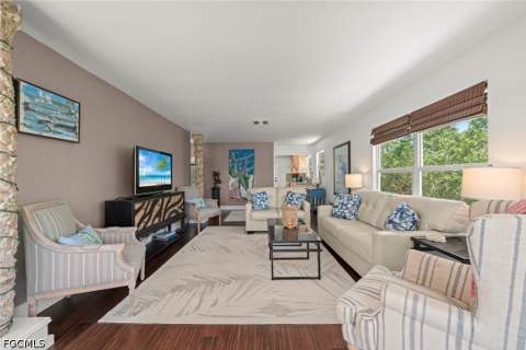 2539 Coconut Dr, Sanibel FL - photo 6 of 31