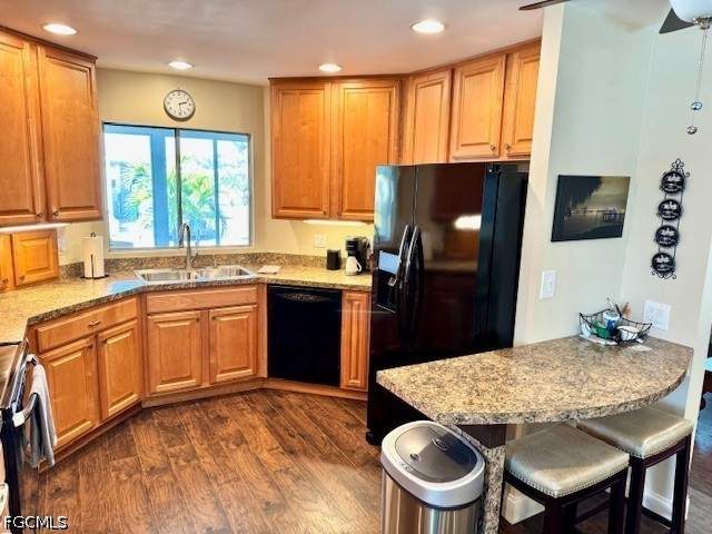 2 bedroom ManufacturedHome at 5520 Colonial Rd, Old Bridge Village, North Fort Myers — photo 3