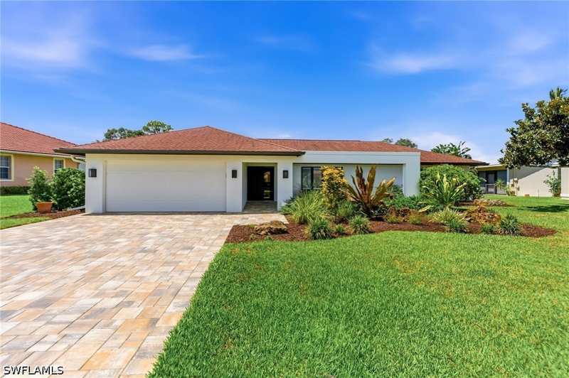 3 bedroom SingleFamilyResidence at 9981 Treasure Cay Ln, Spanish Wells, Bonita Springs — photo 1