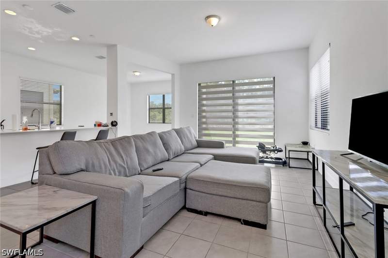 3 bedroom SingleFamilyResidence at 5504 Agostino Way, Silverwood At Ava Maria, Ave Maria — photo 5