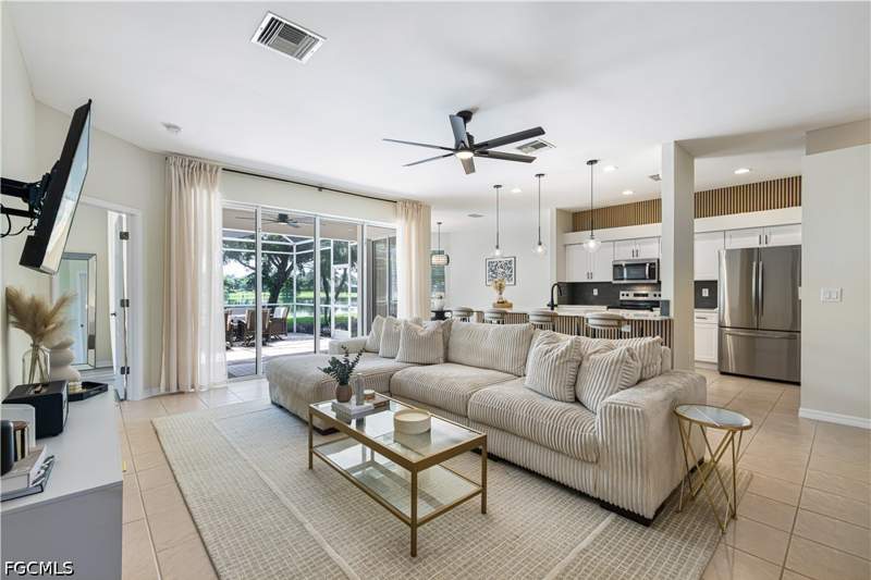 2 bedroom SingleFamilyResidence at 9512 Blue Stone Cir, Stoneybrook, Fort Myers — photo 3