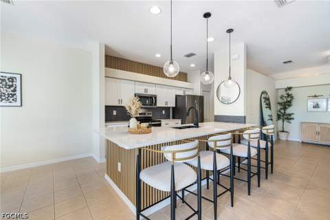 9512 Blue Stone Cir, Fort Myers FL - photo 7 of 45