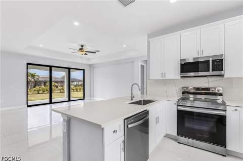 2602 Diplomat Pkwy W, Cape Coral FL - photo 14 of 23