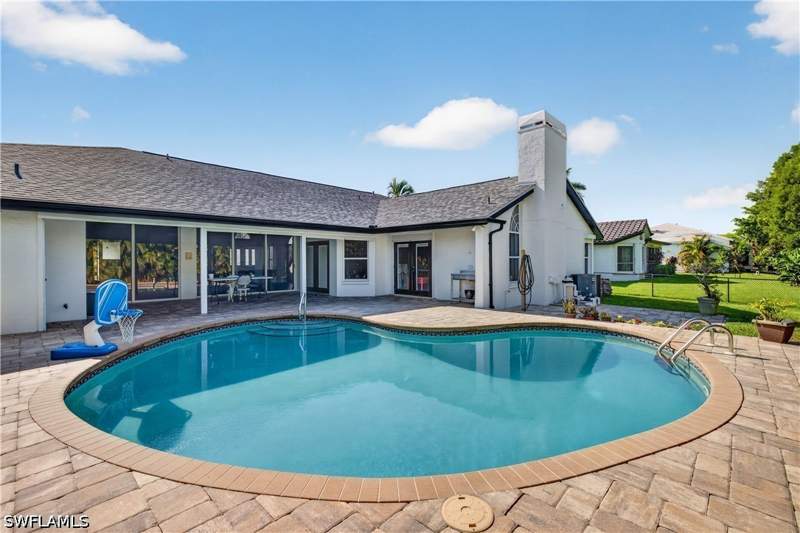 4 bedroom SingleFamilyResidence at 14926 Mahoe Ct, McGregor Pines, Fort Myers — photo 4