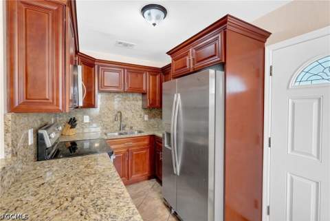 1847 Maple Dr, Fort Myers FL - photo 11 of 34