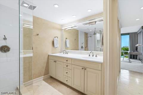 7515 Pelican Bay Blvd 5C, Naples FL - photo 12 of 43
