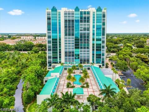 7515 Pelican Bay Blvd 5C, Naples FL - photo 22 of 43