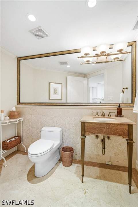 7515 Pelican Bay Blvd 5C, Naples FL - photo 23 of 43