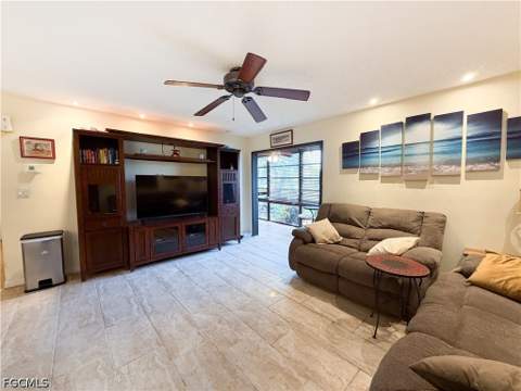 5713 Foxlake Dr 2, North Fort Myers FL - photo 18 of 25