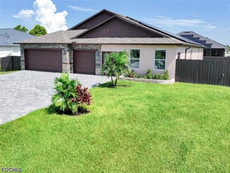 5 bedroom SingleFamilyResidence at 3327 NW 1st St, Cape Coral, Cape Coral — photo 3