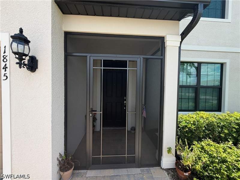 4 bedroom SingleFamilyResidence at 1845 Amador Ct, Terreno At Valencia, Naples — photo 4
