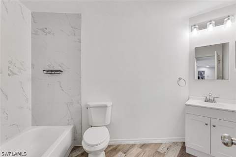 142 Bennington Dr 8, Naples FL - photo 15 of 20