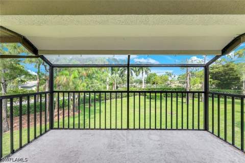 142 Bennington Dr 8, Naples FL - photo 17 of 20