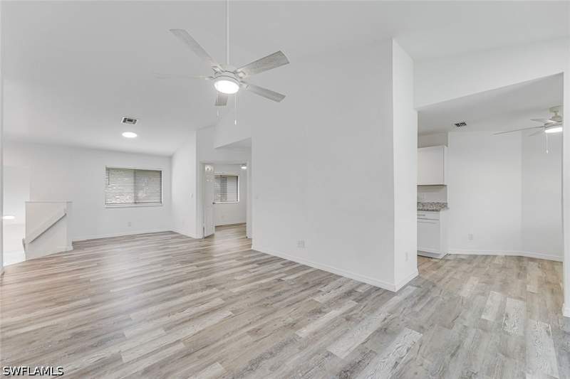 2 bedroom Condominium at 142 Bennington Dr 8, Coach Homes, Naples — photo 5