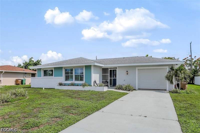 2 bedroom SingleFamilyResidence at 117 SE 45th Ter, Cape Coral, Cape Coral — photo 3