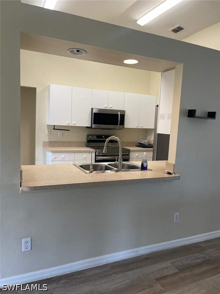 3 bedroom SingleFamilyResidence at 3002 28th St SW, Lehigh Acres, Lehigh Acres — photo 3