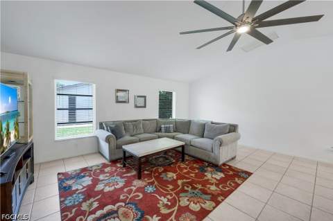 2526 SE 19th Pl, Cape Coral FL - photo 10 of 46