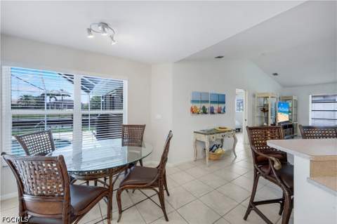 2526 SE 19th Pl, Cape Coral FL - photo 19 of 46