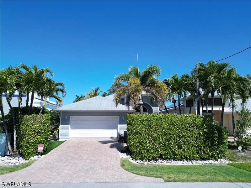 3 bedroom SingleFamilyResidence at 3005 Coco Ave, Sabal Shores, Naples — photo 1