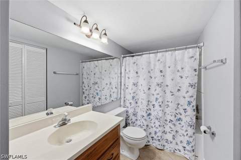 1075 Foxfire Ln 103, Naples FL - photo 14 of 48