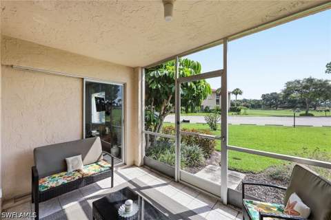 1075 Foxfire Ln 103, Naples FL - photo 17 of 48