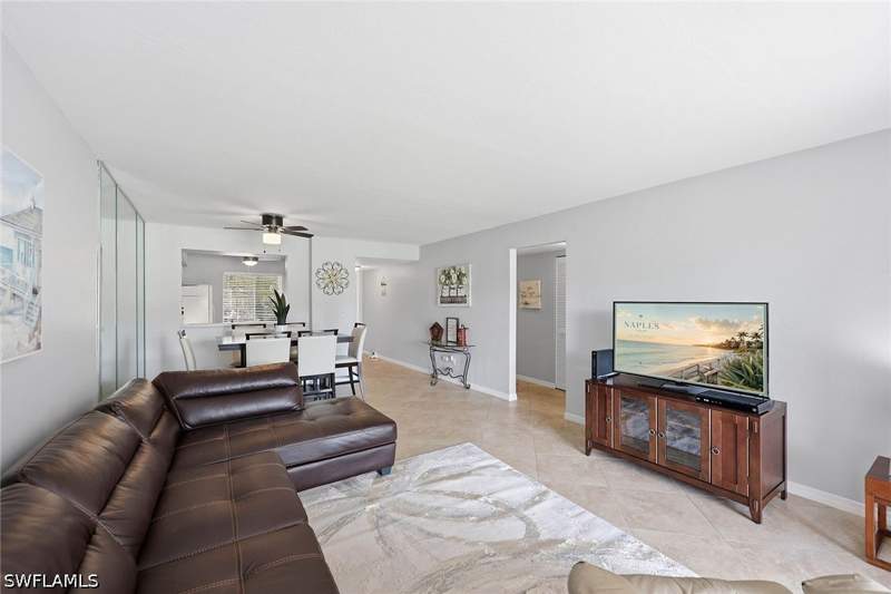 2 bedroom Condominium at 1075 Foxfire Ln 103, Foxmoor, Naples — photo 4