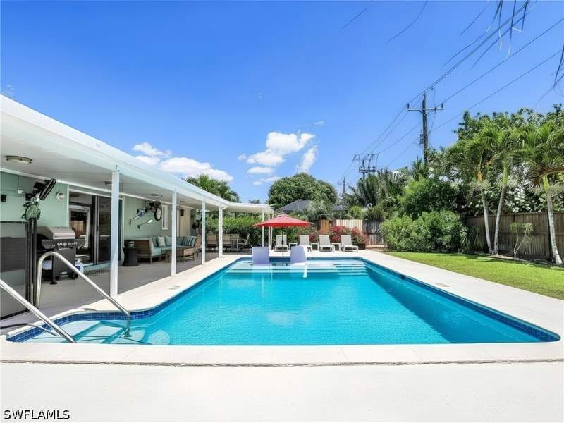 3 bedroom SingleFamilyResidence at 1268 Lake Shore Dr, Westlake, Naples — photo 5