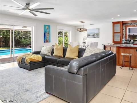 1268 Lake Shore Dr, Naples FL - photo 8 of 18